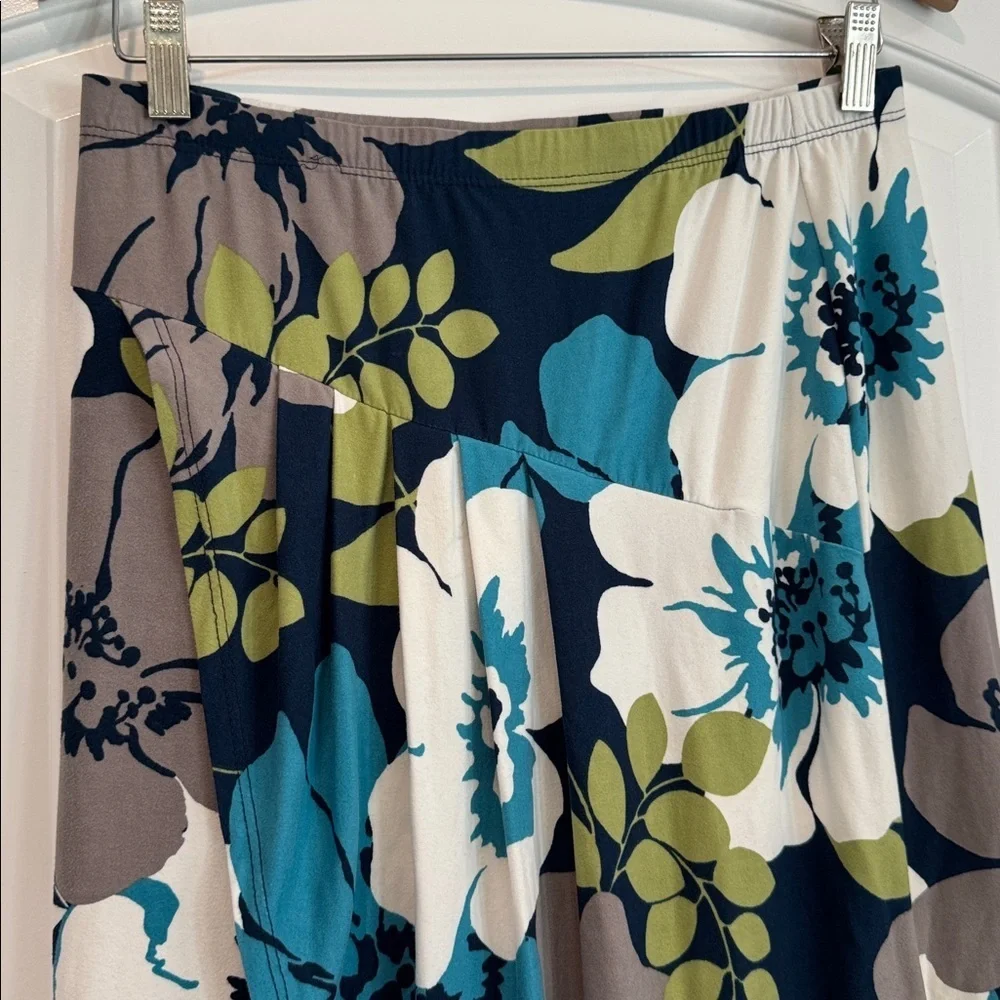 Gilli Multicolor Soft Floral Stretch Wrap Skirt Size Medium